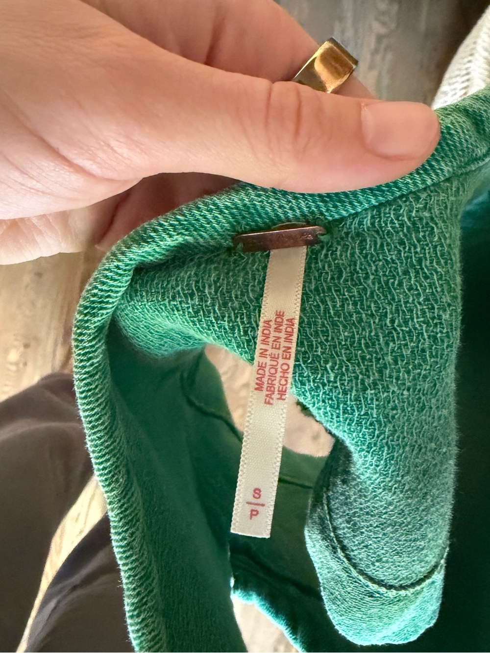 Women's Green Cropped Tank Top - Picture 3 of 3